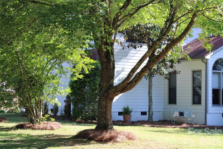 Property Photo:  11043 Seven Coves Drive  SC 29708 