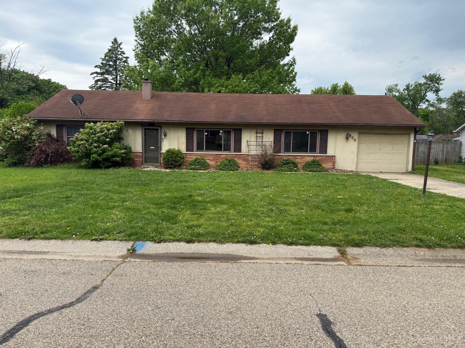 Property Photo:  809 Charles Street  OH 45067 