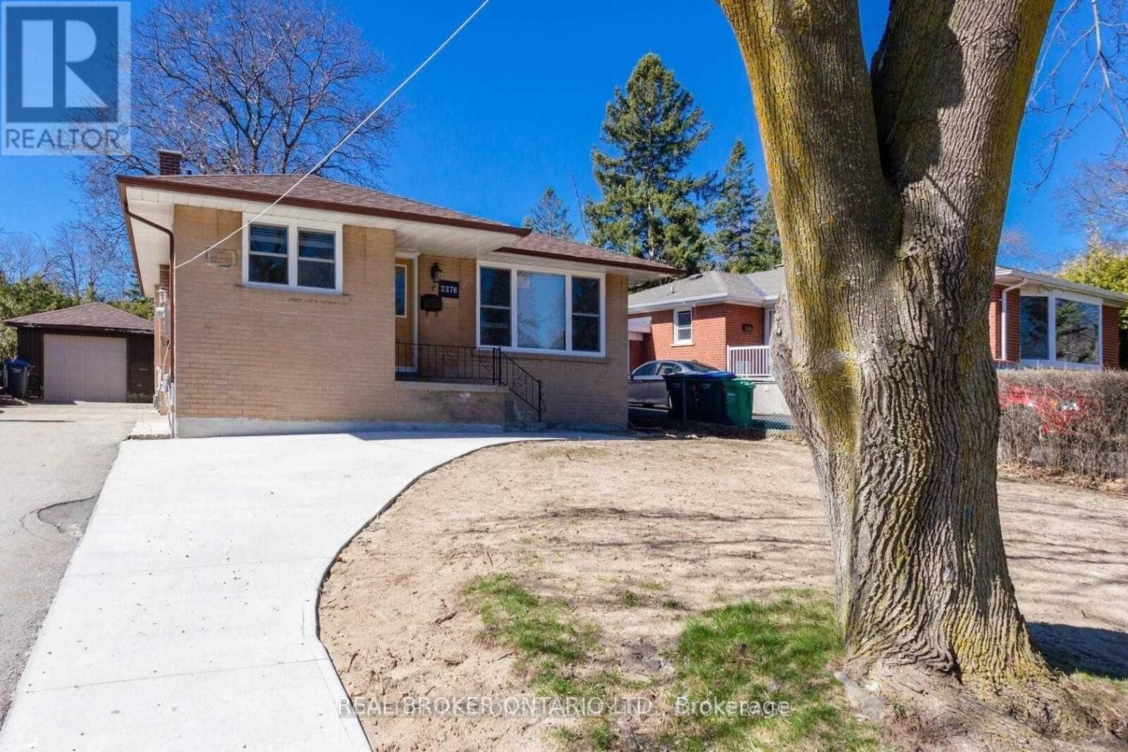 Property Photo:  2276 Bostock Crescent (Main)  ON L5J 3T1 