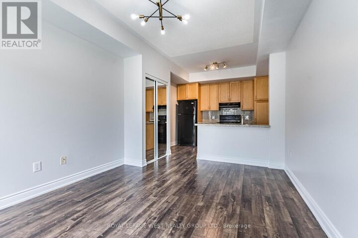 Property Photo:  5035 Oscar Peterson Boulevard 110  ON L5M 0P4 