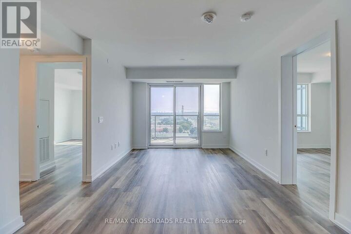 Property Photo:  1480 Bayly Street 1111  ON L1W 0C2 