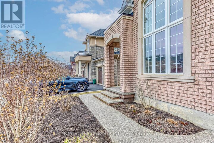 Property Photo:  16 Henderson Street  ON L9K 0H1 