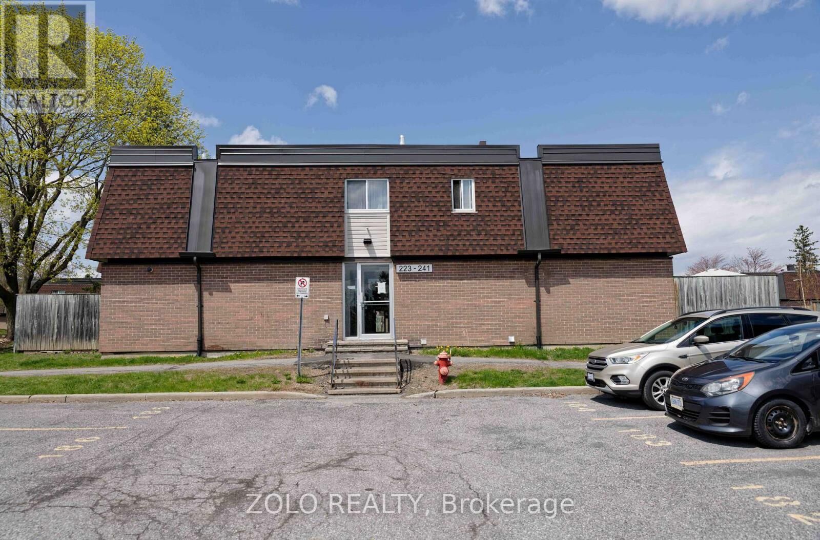 Property Photo:  241 Ridgepark Private 59  ON K2G 1H1 