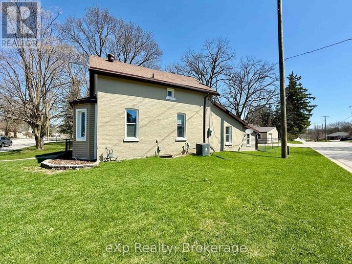 Property Photo:  630 Gibson Street  ON N0G 2V0 
