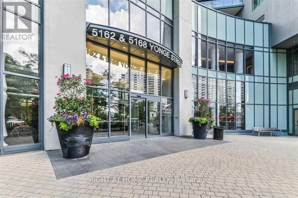 Property Photo:  5162 Yonge Street 2615  ON M2N 0E9 