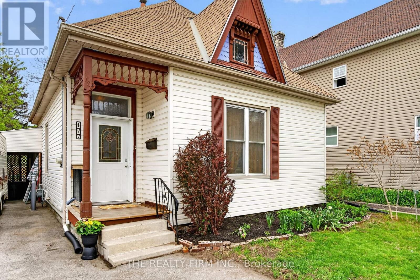 Property Photo:  177 Rectory Street  ON N5Z 2A4 