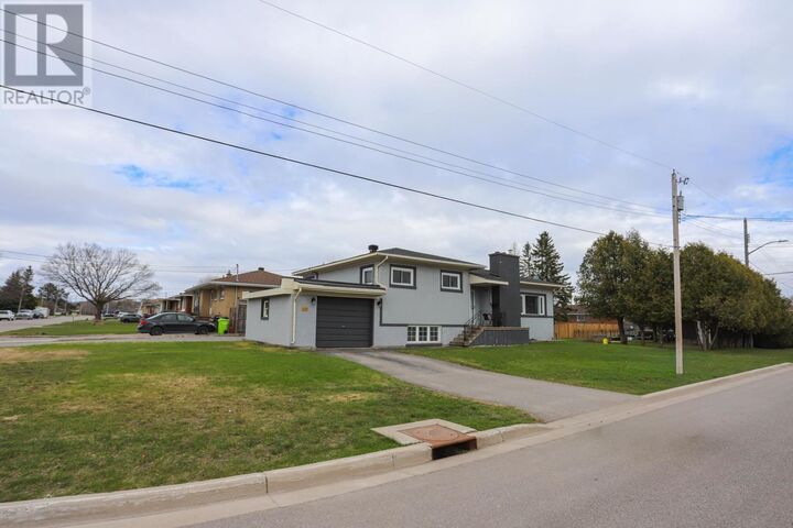 Property Photo:  163 Ruth St  ON P6C 2E8 