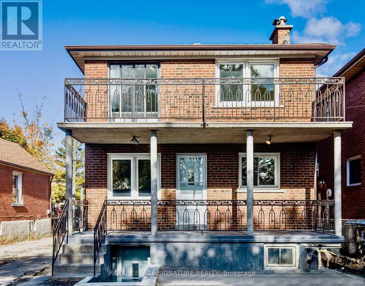 Property Photo:  977 Glencairn Avenue 4  ON M6B 2A8 