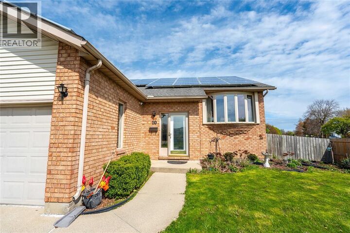 Property Photo:  10 D'Andrea Trail  ON N7S 6H2 