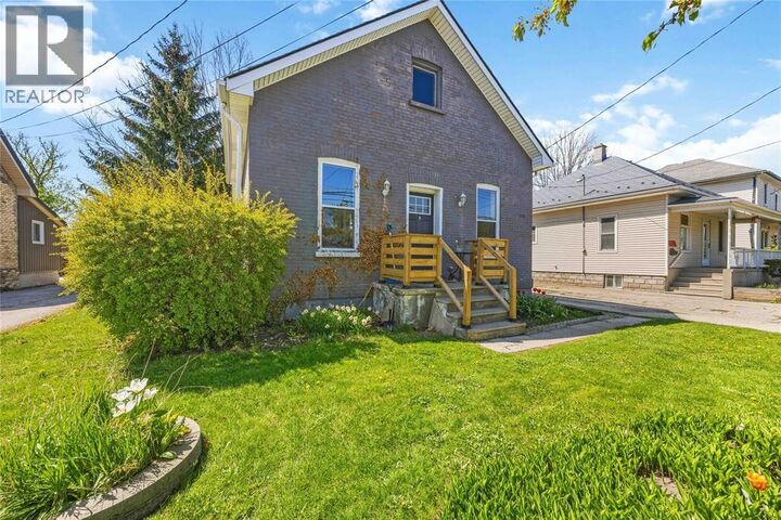 Property Photo:  347 Confederation Street  ON N7T 2A6 