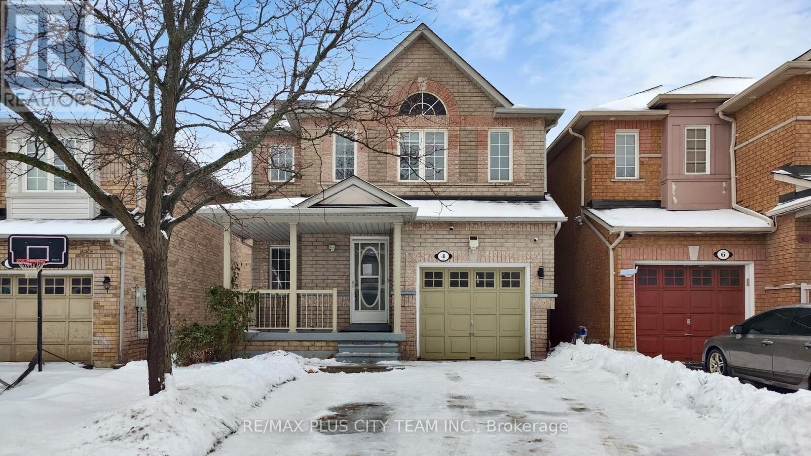 Property Photo:  4 Slessor Lane  ON L6P 1M3 