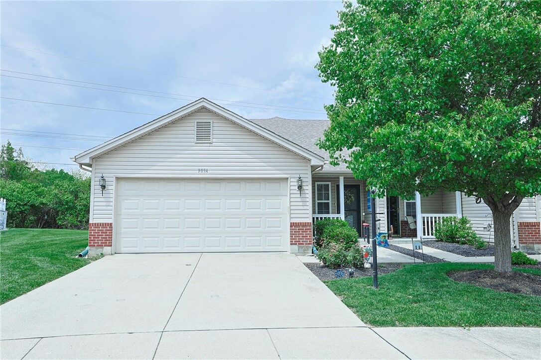 Property Photo: 909 Dillon Way A OH 45036