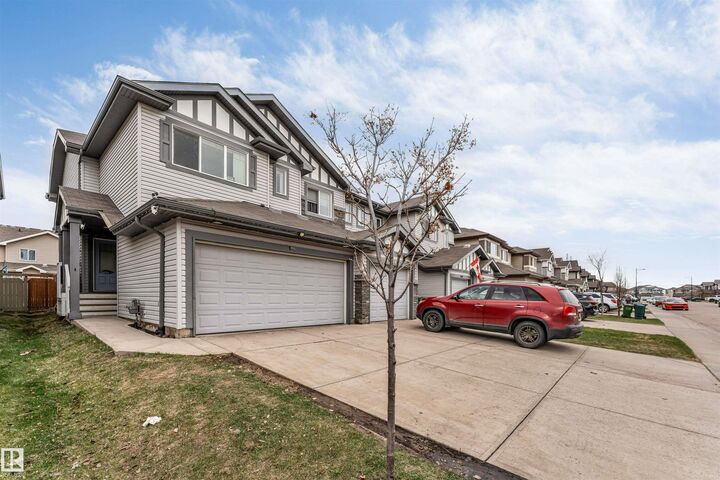 Property Photo:  3048 16 Avenue NW  AB T6T 0T9 