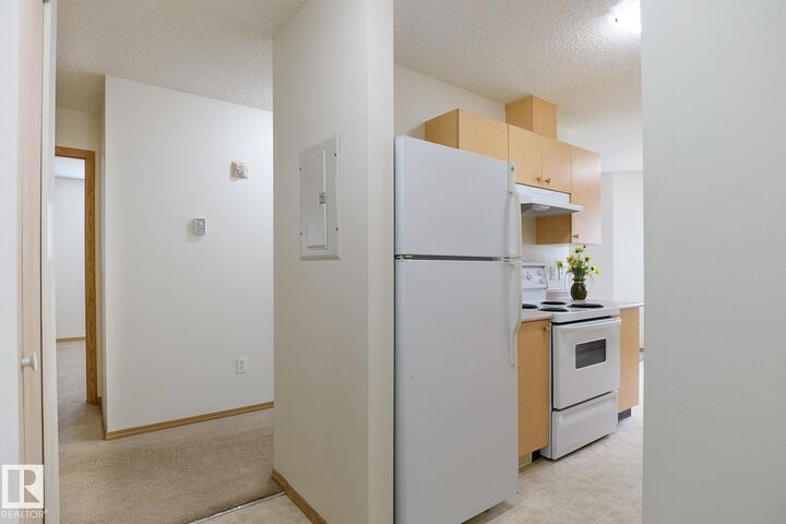 Property Photo:  620 King Street 307  AB T7X 4K1 