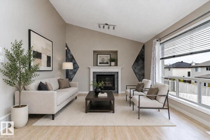 Property Photo:  15109 Miller Boulevard NW  AB T5Y 3A1 