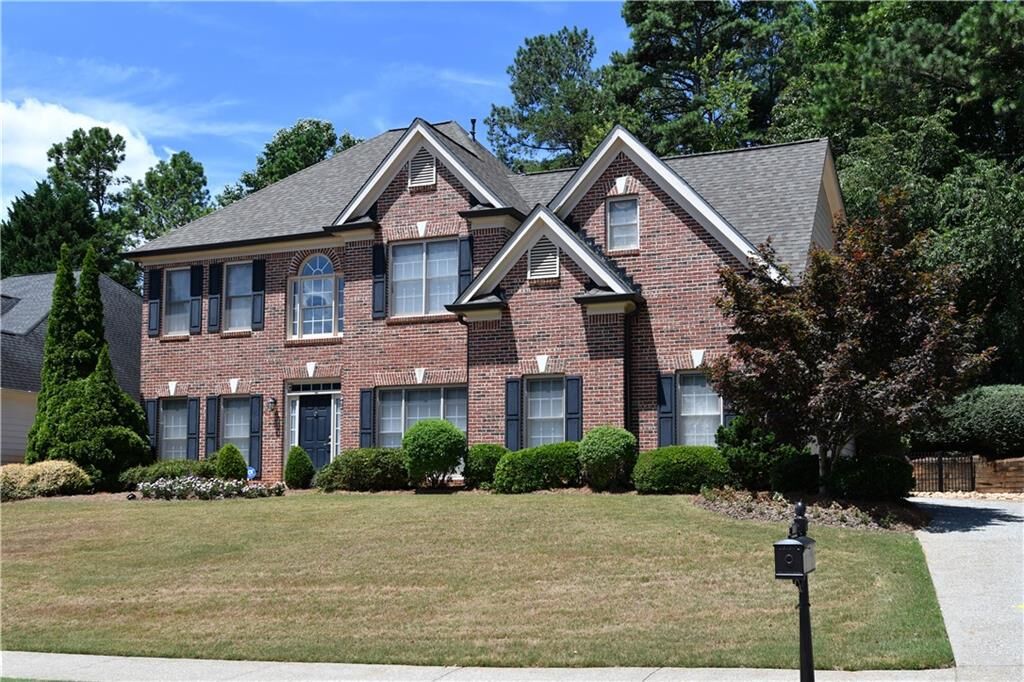 Property Photo:  1025 Fairview Club Circle  GA 30019 