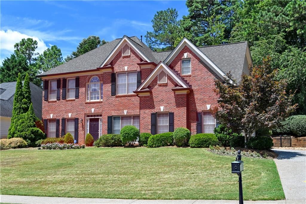 Property Photo:  1025 Fairview Club Circle  GA 30019 
