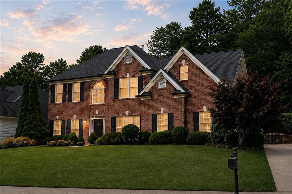 Property Photo:  1025 Fairview Club Circle  GA 30019 