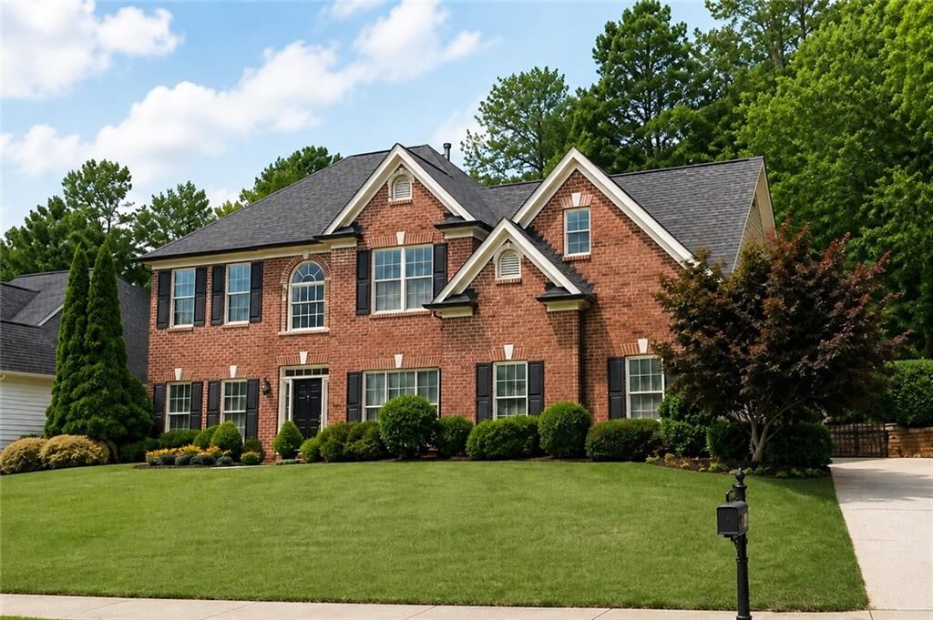 Property Photo:  1025 Fairview Club Circle  GA 30019 