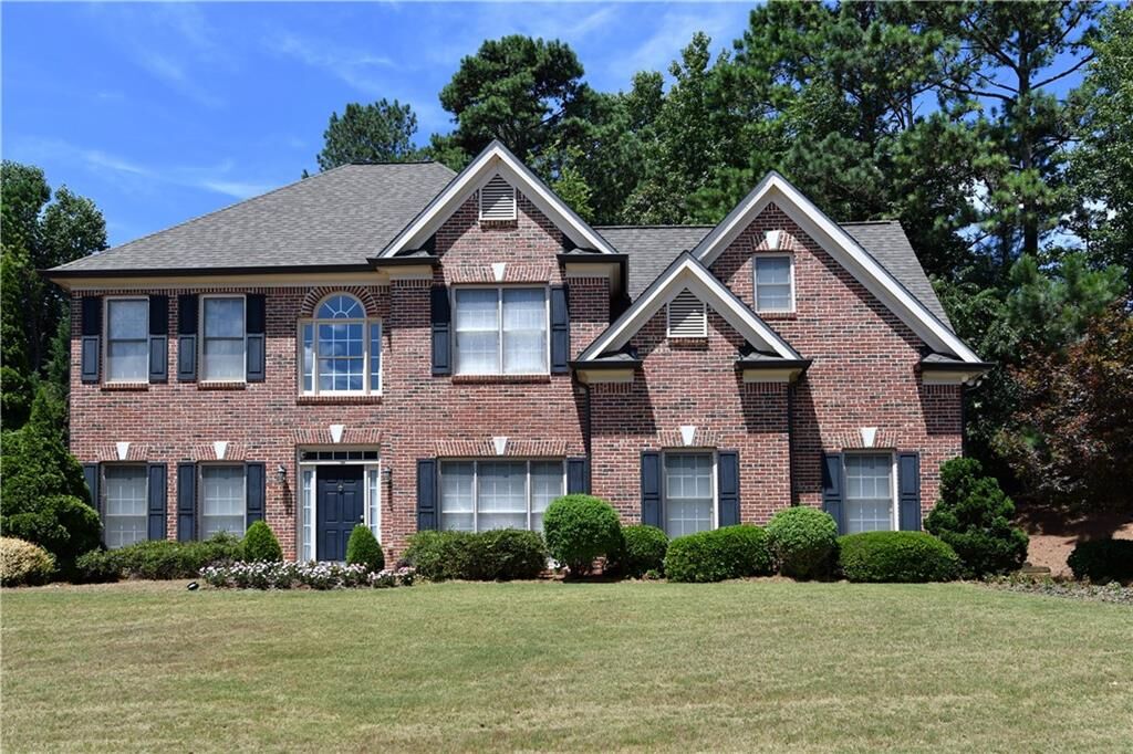 Property Photo:  1025 Fairview Club Circle  GA 30019 