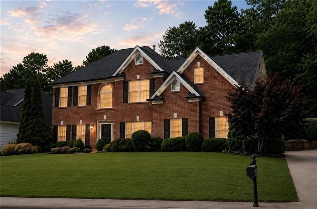 Property Photo:  1025 Fairview Club Circle  GA 30019 