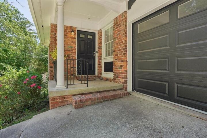 Property Photo:  119 Kelso Drive  GA 30310 