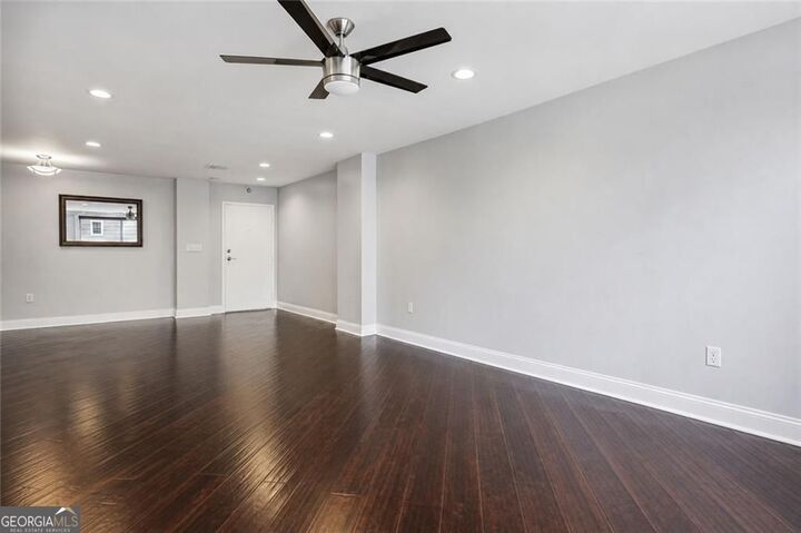 Property Photo:  2479 Peachtree Road NE 203  GA 30305 