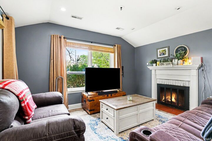 Property Photo:  2720 Hilltop Drive  IN 46614 