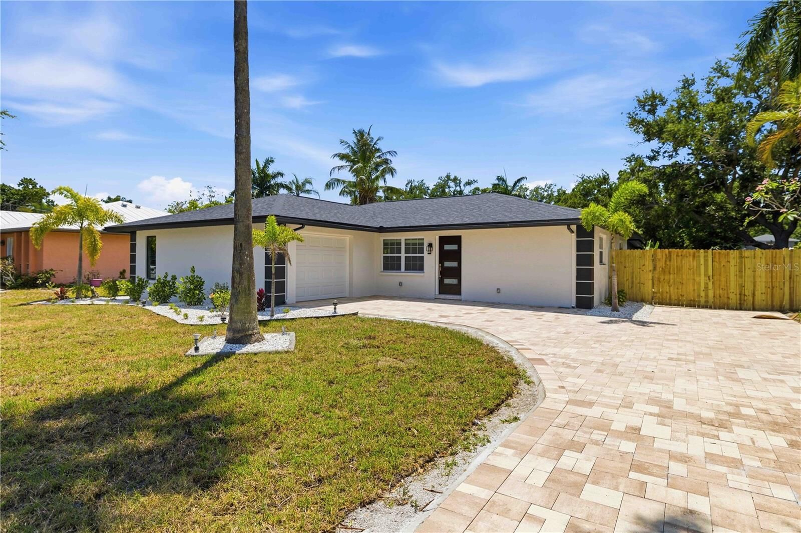 Property Photo:  1016 71st Street NW  FL 34209 