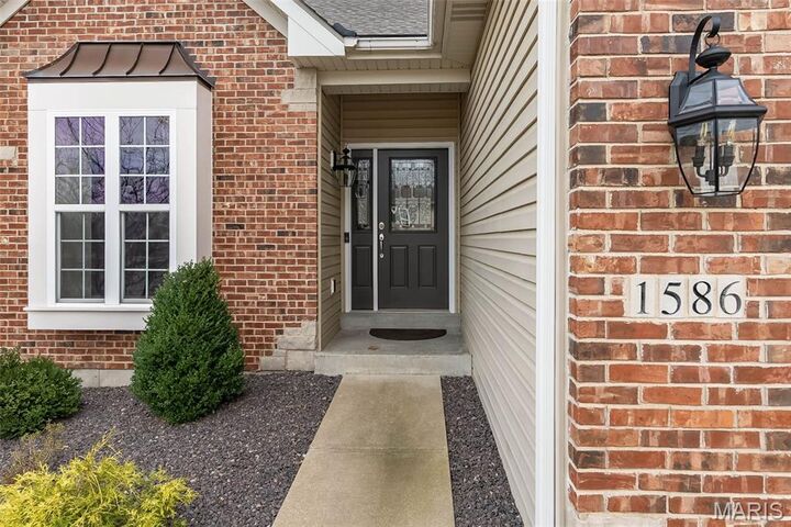 Property Photo: 1586 Heritage Valley Drive MO 63049