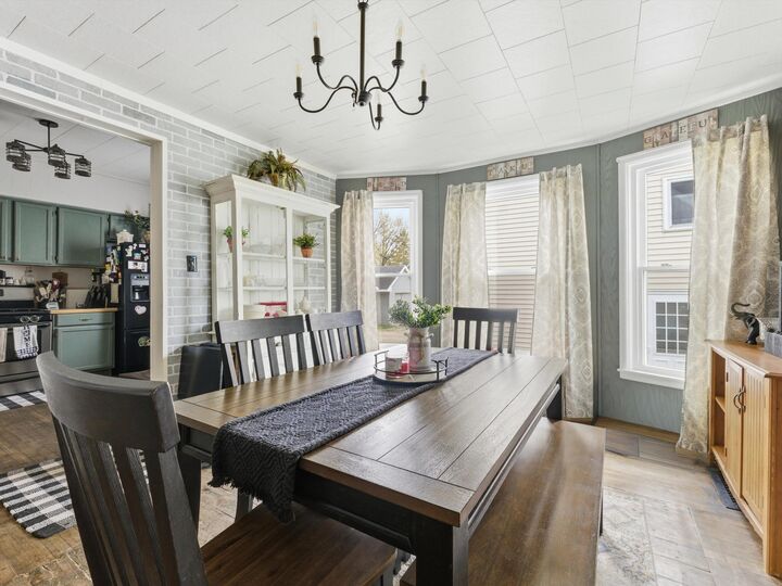 Property Photo:  852 Frederick St  WI 54901 