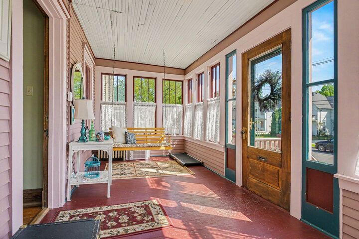 Property Photo:  1019 Pearl Street  MI 49085 
