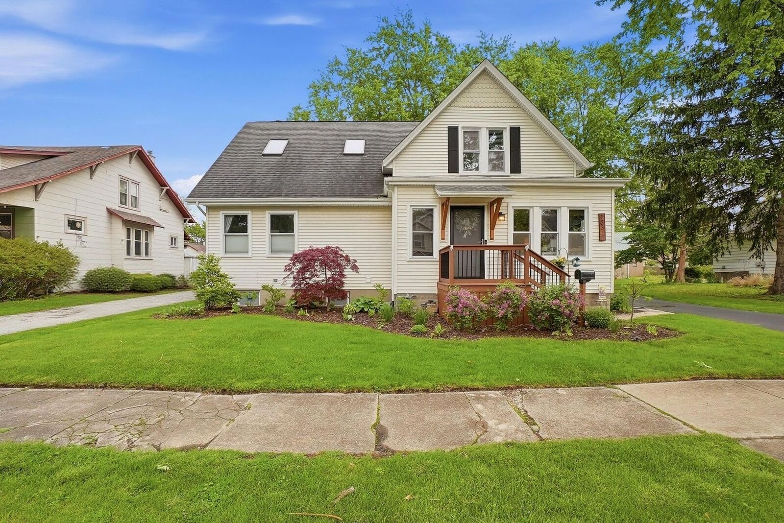 Property Photo:  18347 Morris Avenue  IL 60430 
