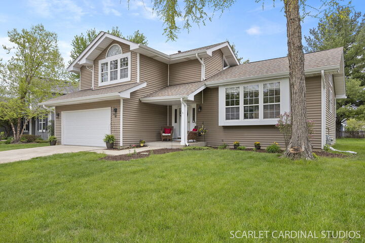 Property Photo:  91 Forestview Lane  IL 60502 