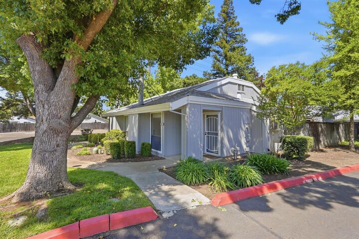 Property Photo:  3706 Gold Creek Lane  CA 95827 