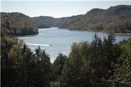 Property Photo:  18 Allens Bend Rd  TN 37166 