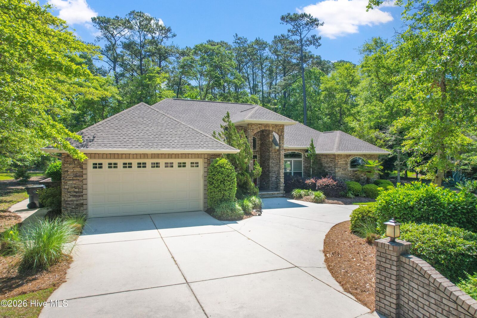 Property Photo:  1614 Colonist Square SW  NC 28469 