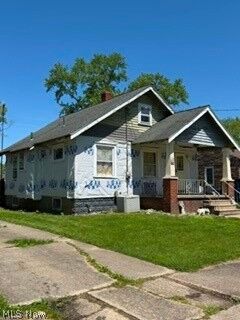 Property Photo:  1718 Hamilton Street SW  OH 44485 