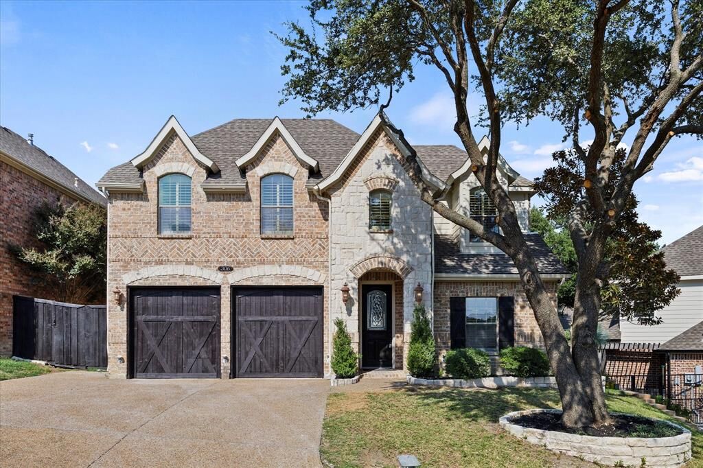 Property Photo:  306 Victory Lane  TX 75032 