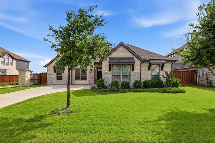 Photo de la propriété:  3004 Chesterfield Lane  TX 76084 