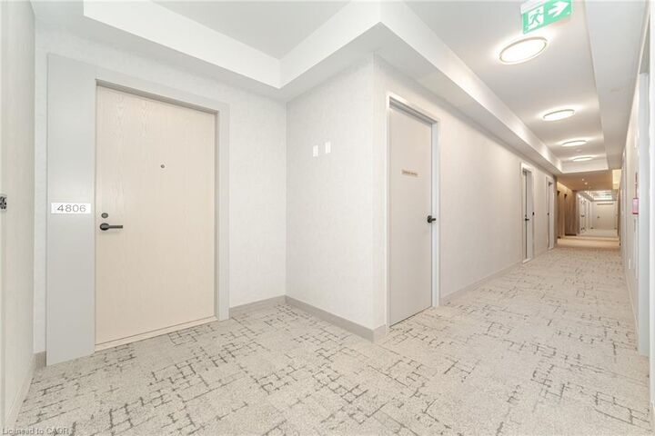 Property Photo:  195 Commerce Street 4806  ON L4K 0P9 