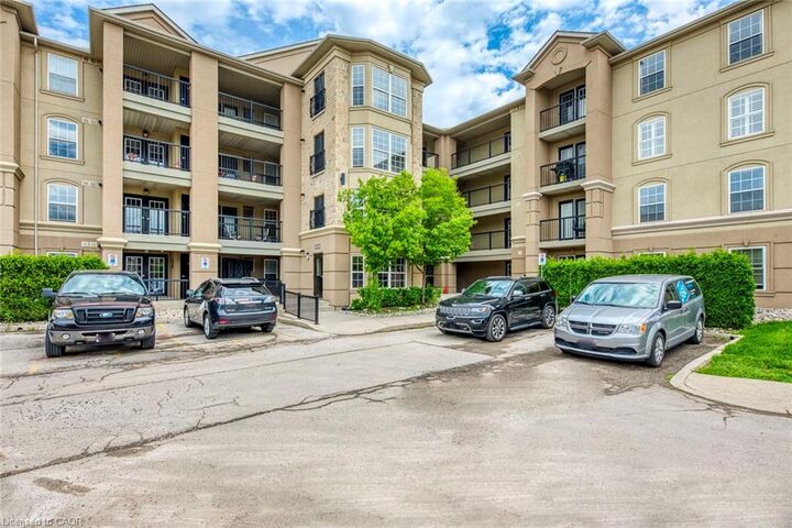 Property Photo:  2055 Appleby Line 403  ON L7L 7H1 