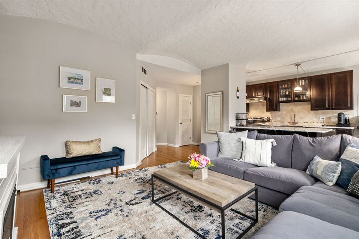 Property Photo:  9-15 Battery St 7  MA 02109 
