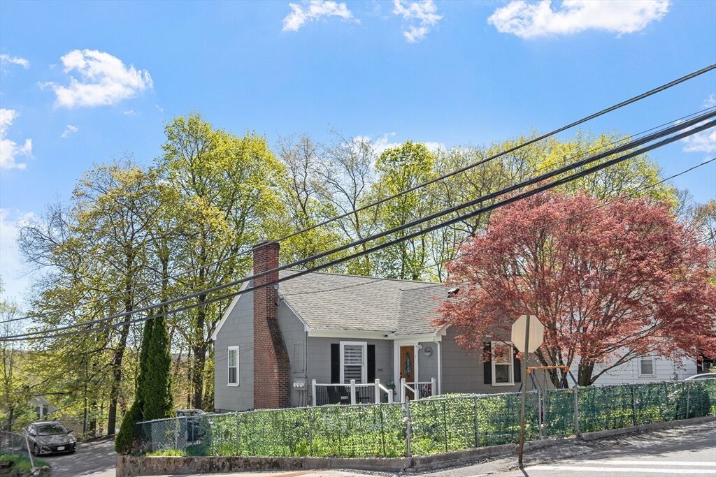 Property Photo:  159 East St  MA 01420 
