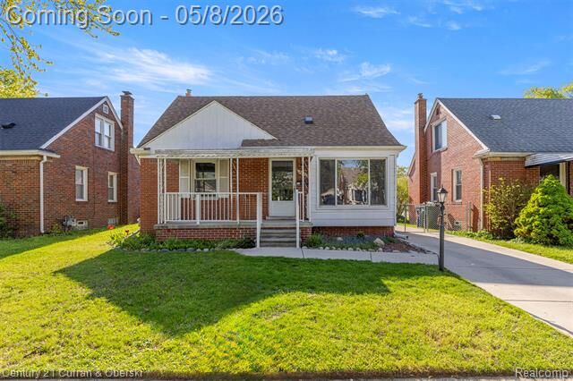 Property Photo:  2461 Pingree Avenue  MI 48146 