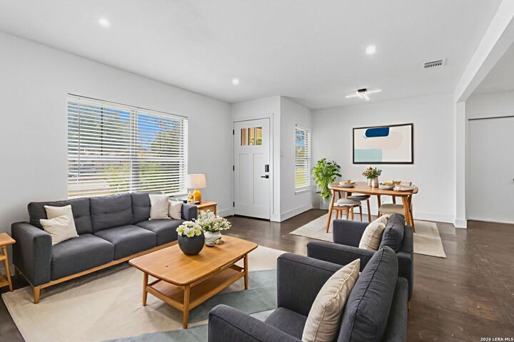 Property Photo:  551 Radiance Ave  TX 78218 