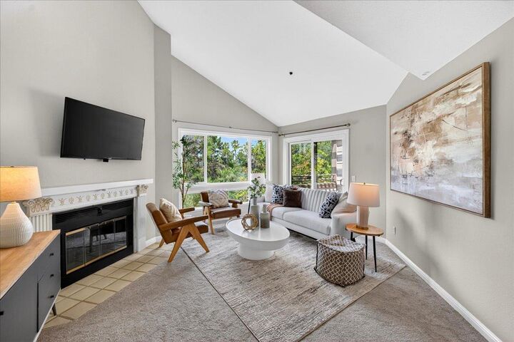 Property Photo: 1271 Poplar 406 CA 94086