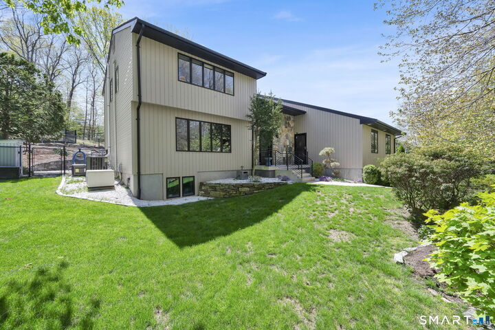 Property Photo:  26 Hampton Drive  CT 06040 