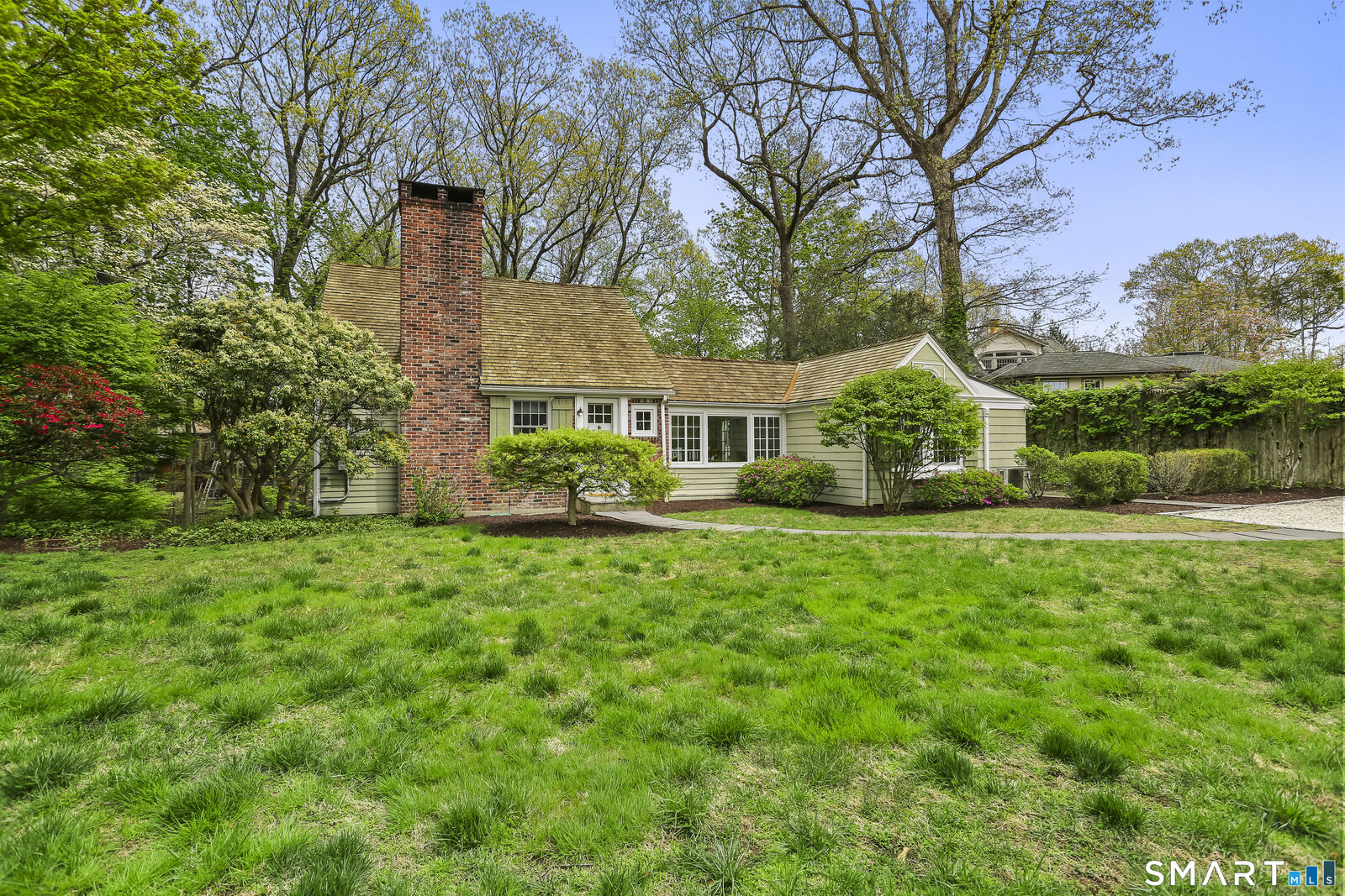 Property Photo:  4 River View Road  CT 06880 