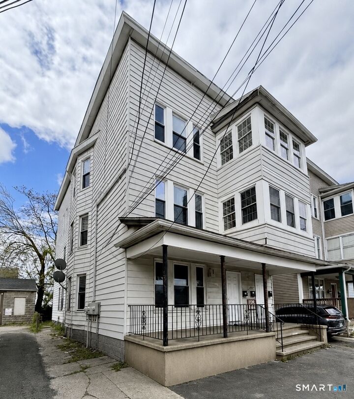 Property Photo:  2391 Main Street  CT 06606 